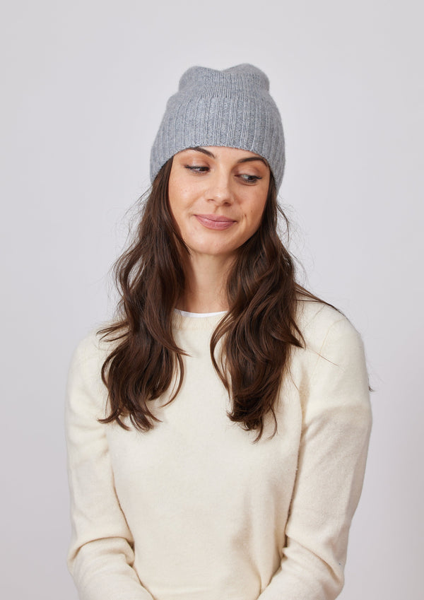 Grey cashmere slouchy cuff beanie on model