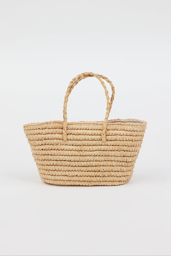 Mini straw tote with snap closure