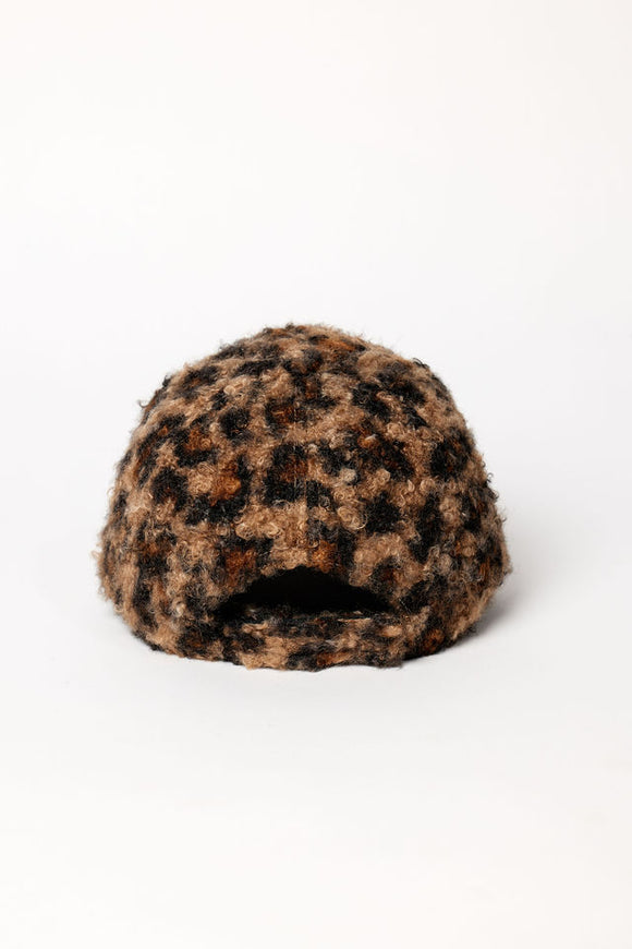 Back of leopard faux fur baseball cap
