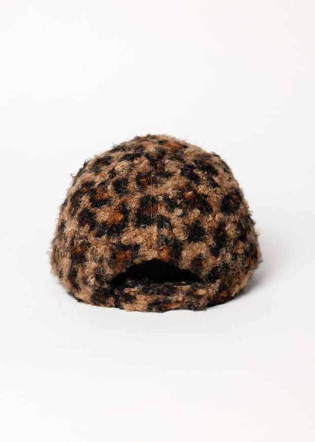 Back of leopard faux fur baseball cap