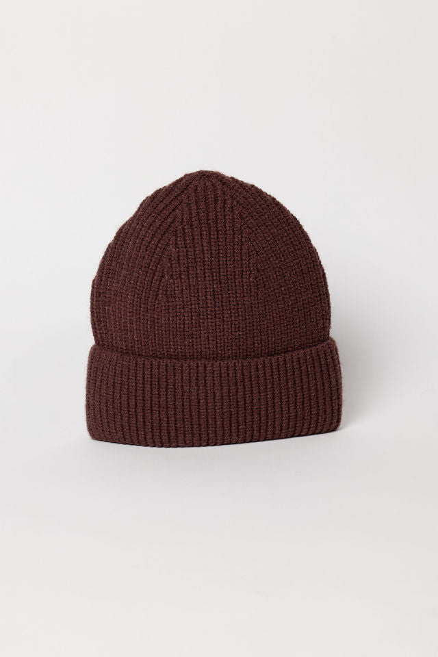Espresso brown ribbed beanie with cuff