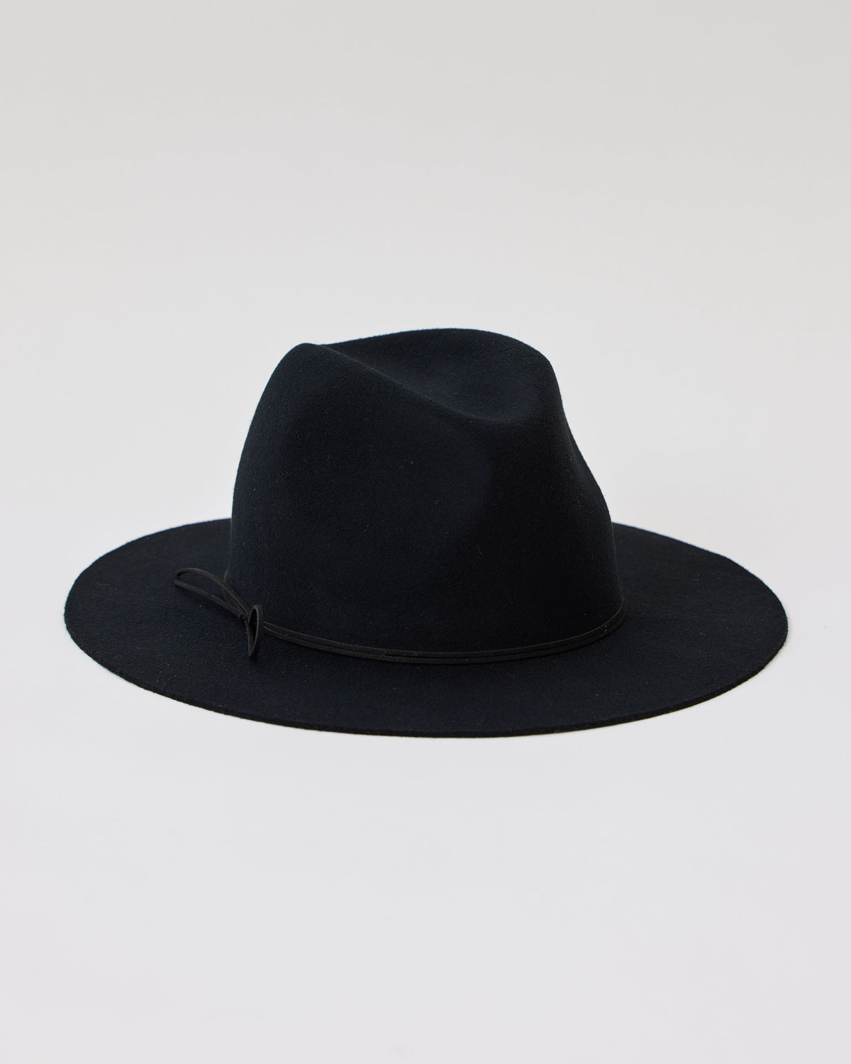 Black wool felt brimmed hat with black tie detail