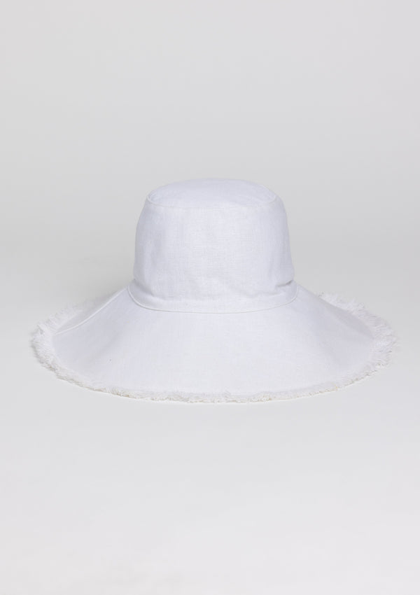 Canvas Packable Bucket Hat in white
