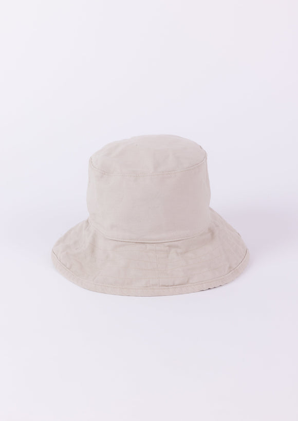 Light tan cotton bucket hat