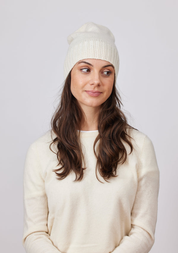 Ivory cashmere slouchy beanie on model