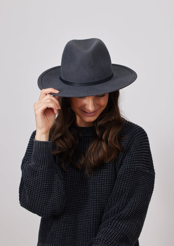 Grey wool felt brimmed hat with black leather trim