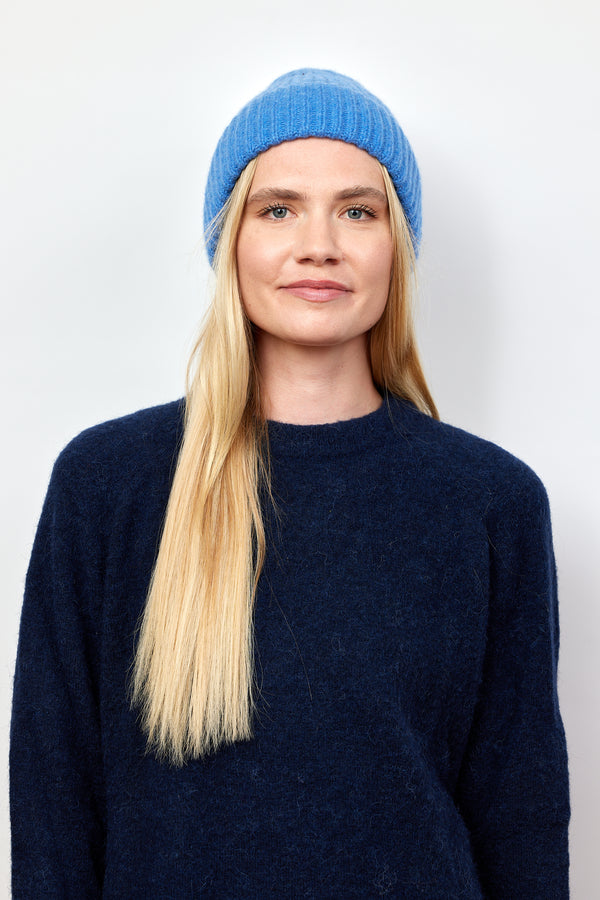 Denim blue cashmere rib beanie on model