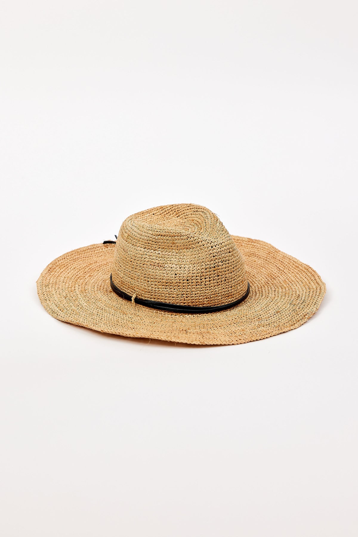 Hat Attack Braided Raffia Continental Hat  (Natural/Gold) Raffia Crochet Continental in Natural – The Well Appointed House main image 4