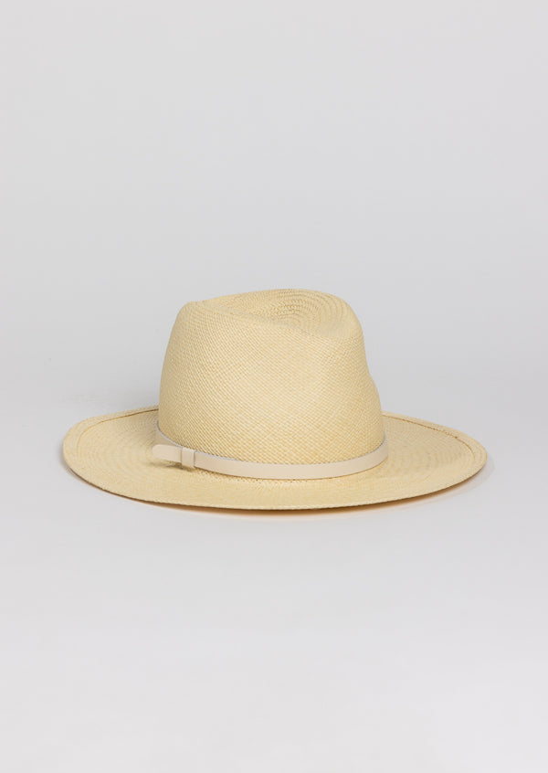 Natural brimmed Panama hat with ivory trim