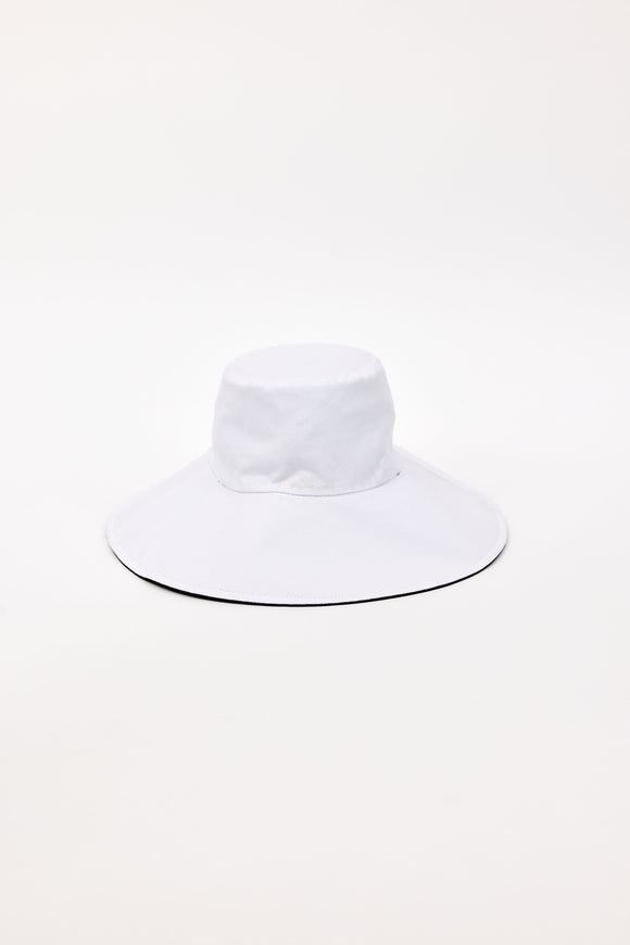 White wide-brimmed bucket hat on a white background