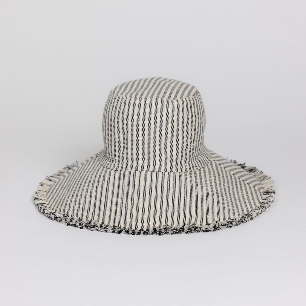 Canvas Packable Bucket Hat in Black Stripe